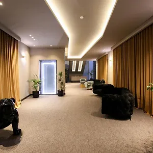 https://the-central-view-boutique-hotel.albaniahotels.org